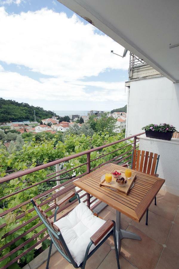 Apartments Ardura Petrovac Exterior foto