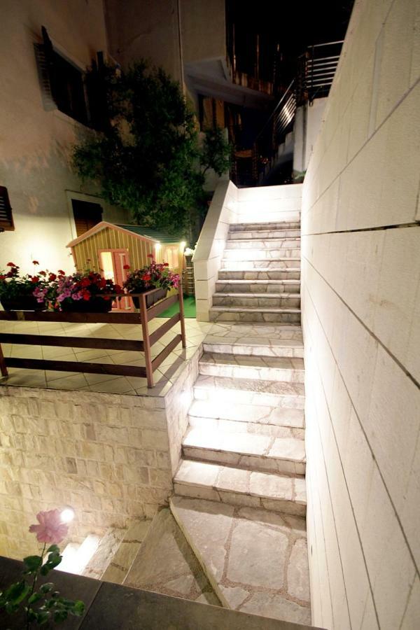 Apartments Ardura Petrovac Exterior foto